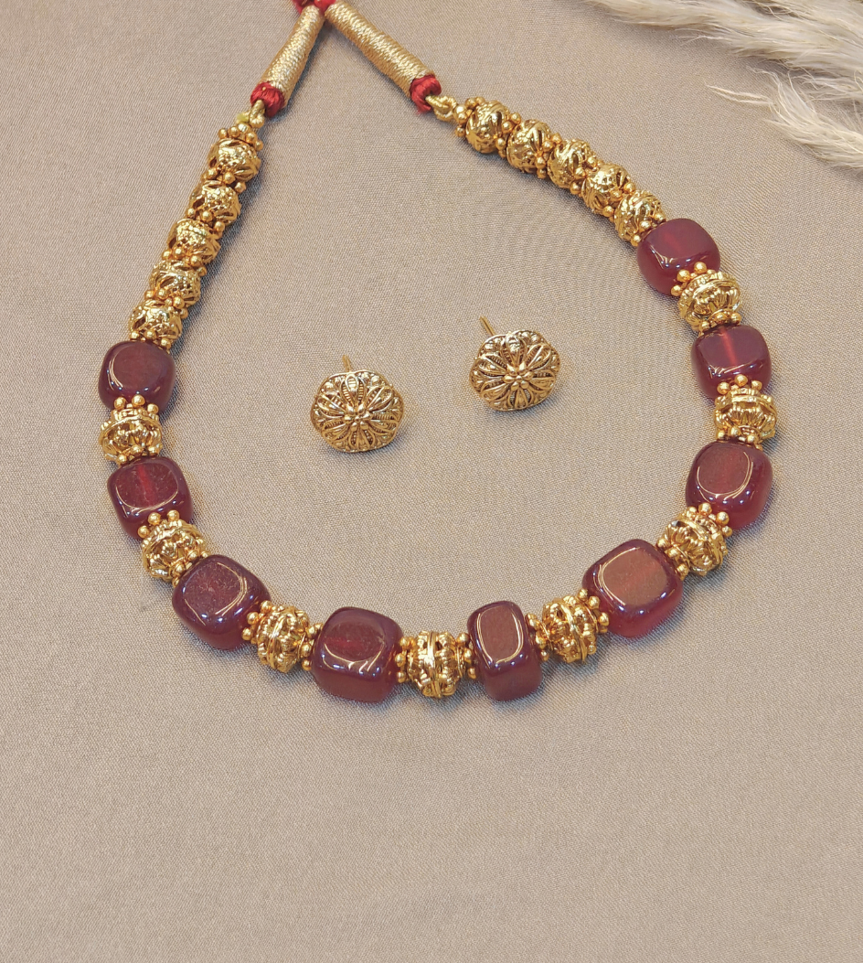 MAROON RUCHI JEWELLERY SET