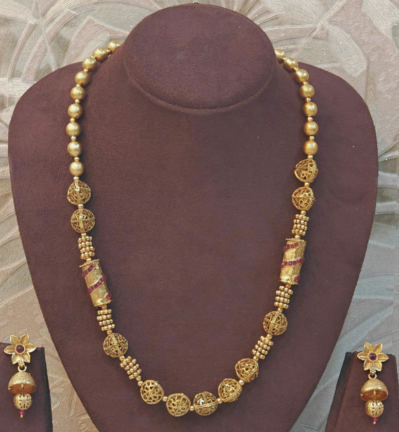 GOLDEN NETRA JEWELLERY SET
