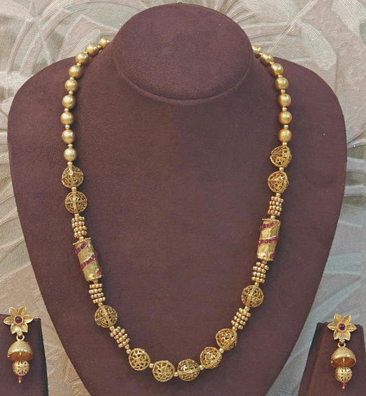 GOLDEN NETRA JEWELLERY SET