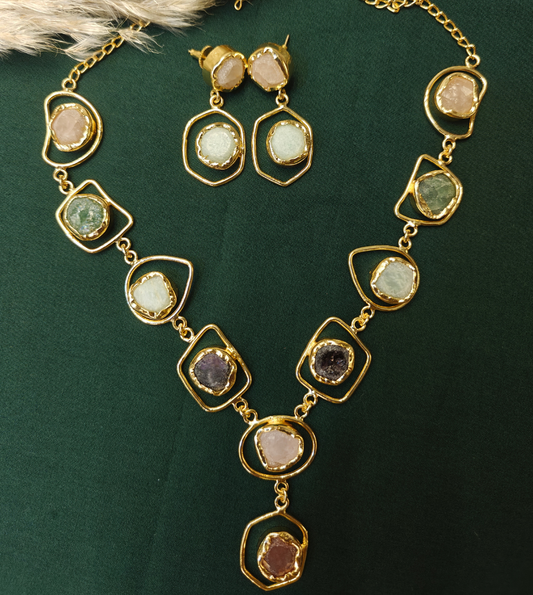 MULTICOLORED ANIKA JEWELLERY SET