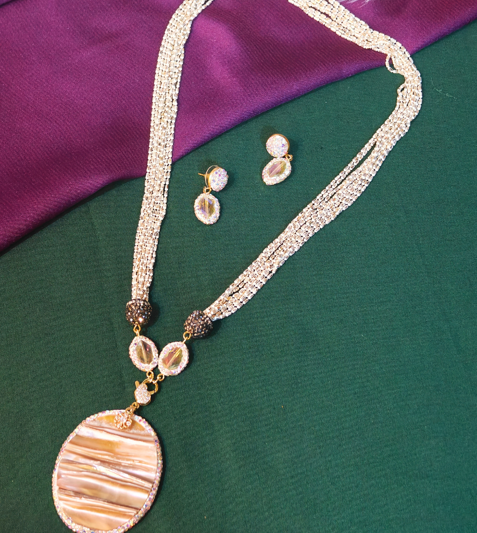 WHITE TRISHA JEWELLERY SET