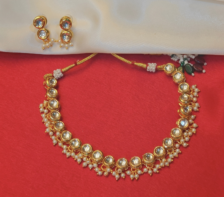 WHITE MEERA ROUND KUNDAN SINGLET