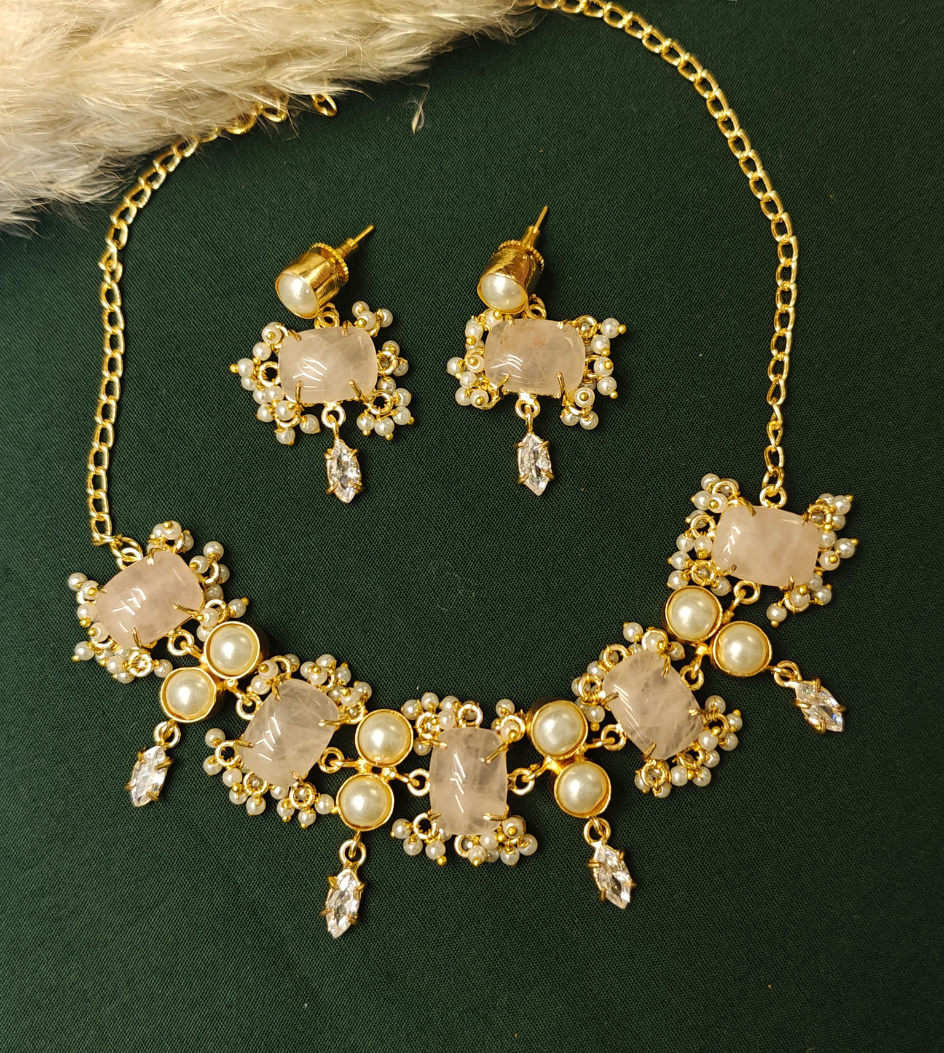WHITE HIMANI JEWELLERY SET