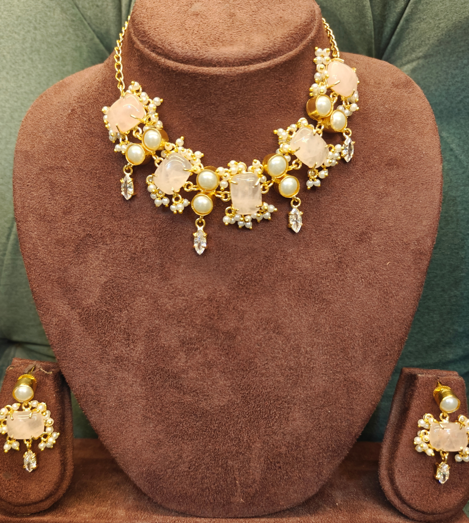 WHITE HIMANI JEWELLERY SET
