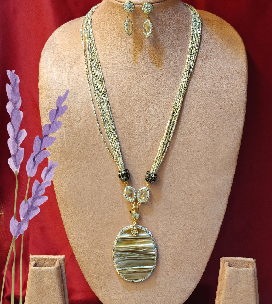 WHITE TRISHA JEWELLERY SET