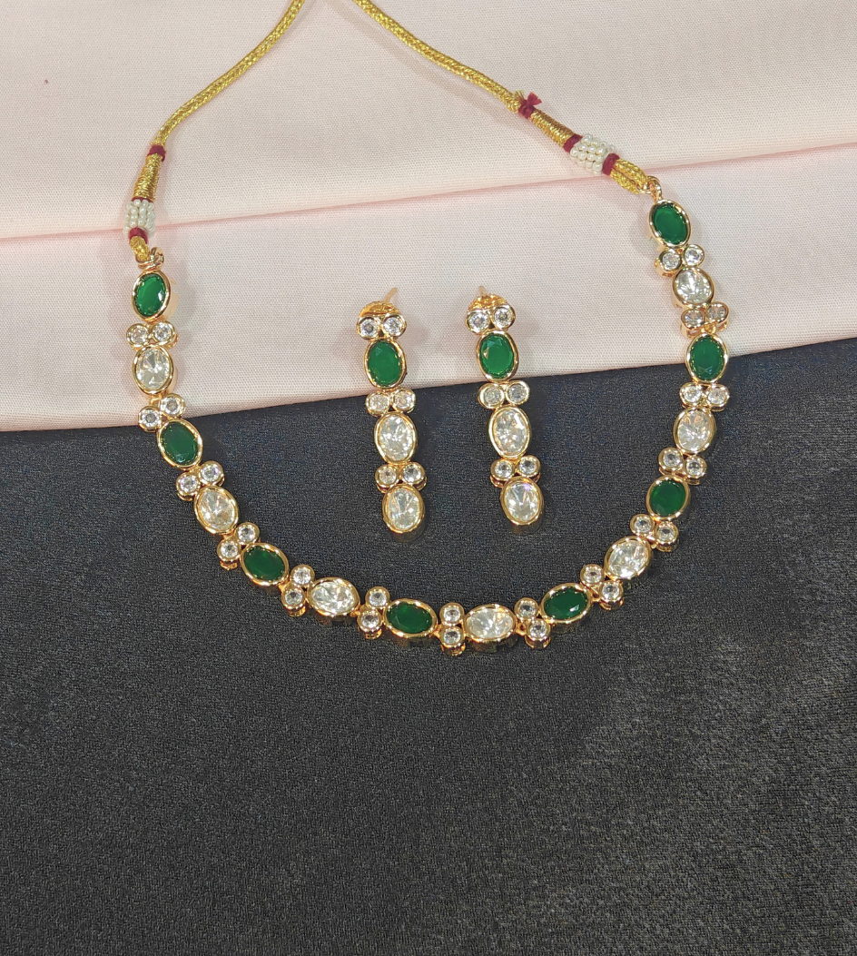 GREEN HARSHA JEWELLERY SET