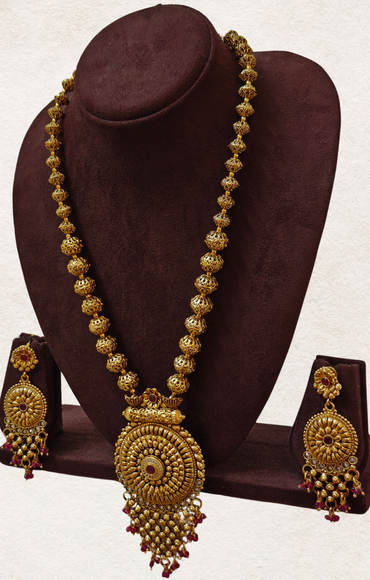 RED AASTHA JEWELLERY SET