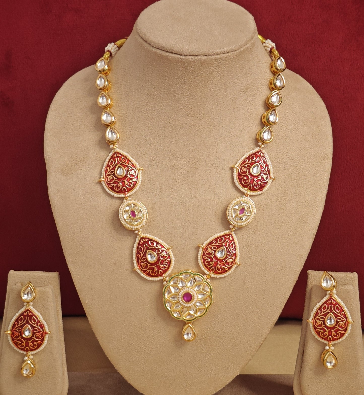 MAROON ADIRA JEWELLERY SET