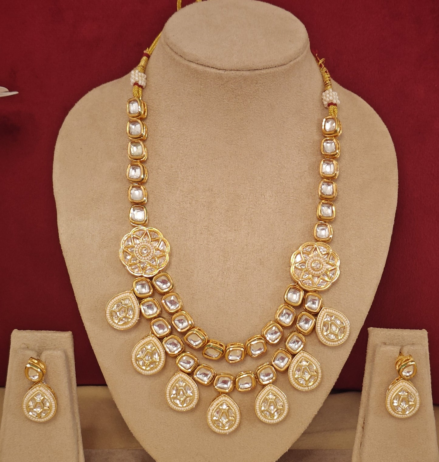 WHITE GEETA JEWELLERY SET