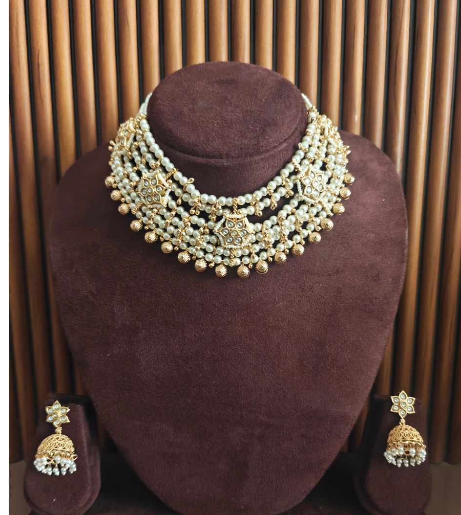 GREEN KANISHKA JEWELLERY SET