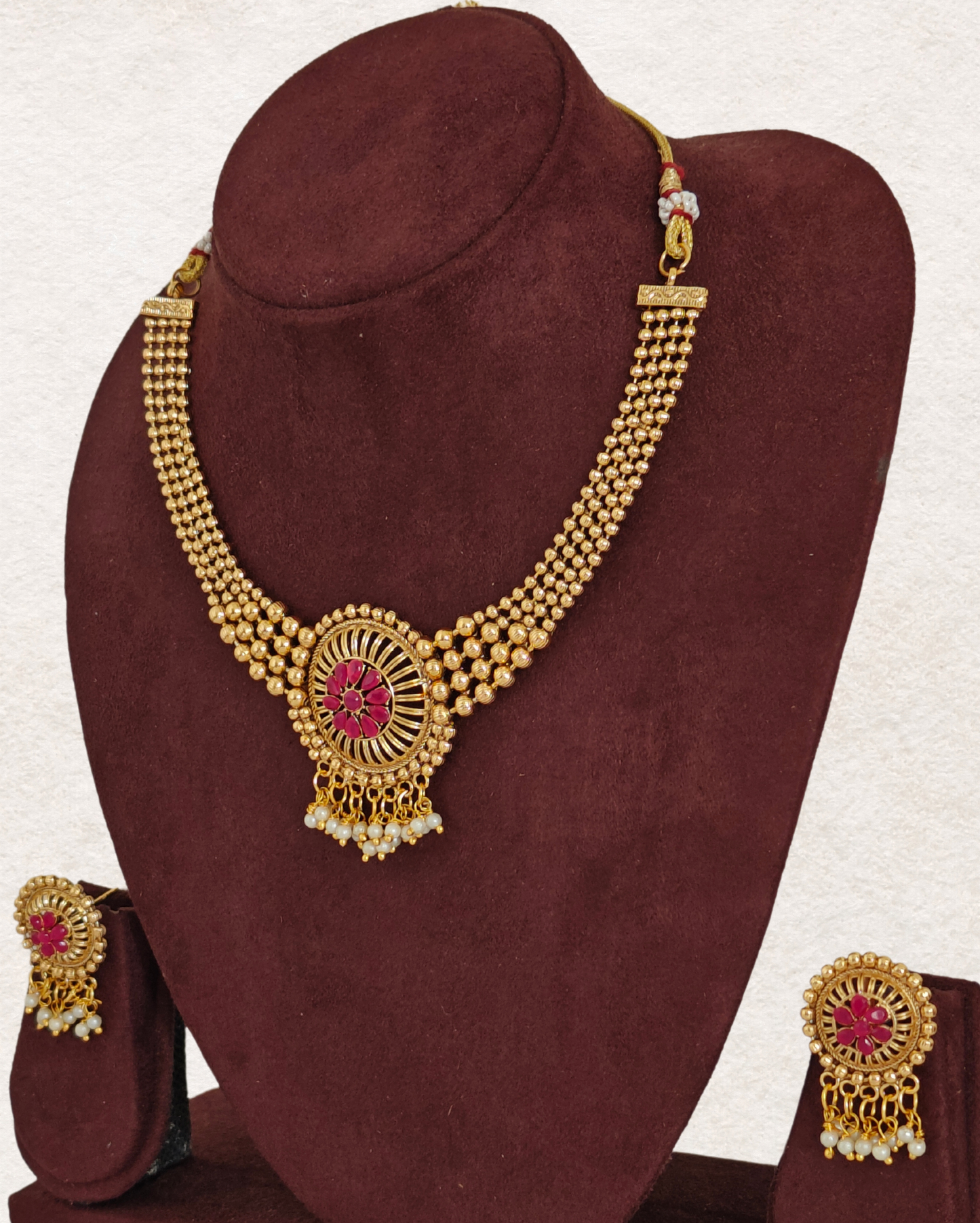 GOLDEN BEENA JEWELLERY SET