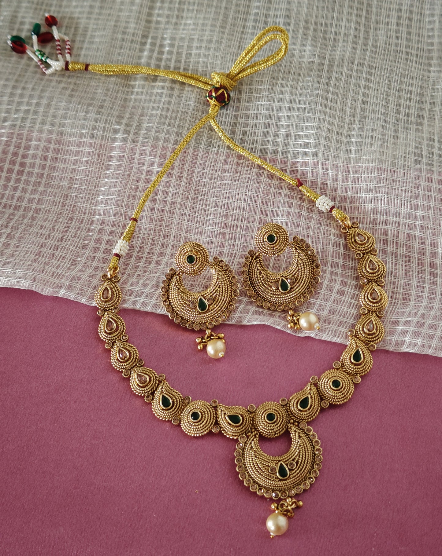 GREEN KAAVYA JEWELLERY SET