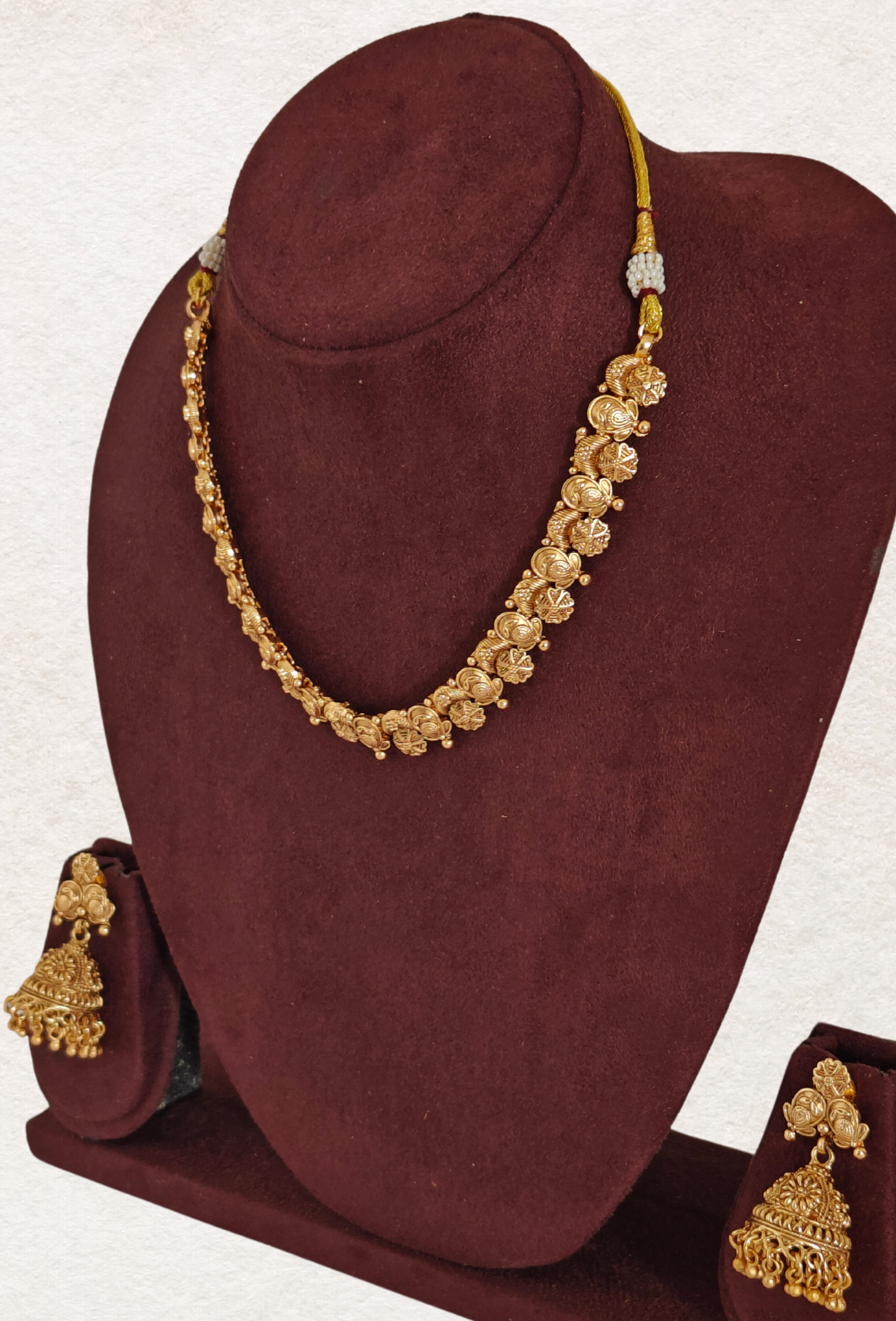 GOLDEN ANEEKA TEMPLE JEWELLERY SET