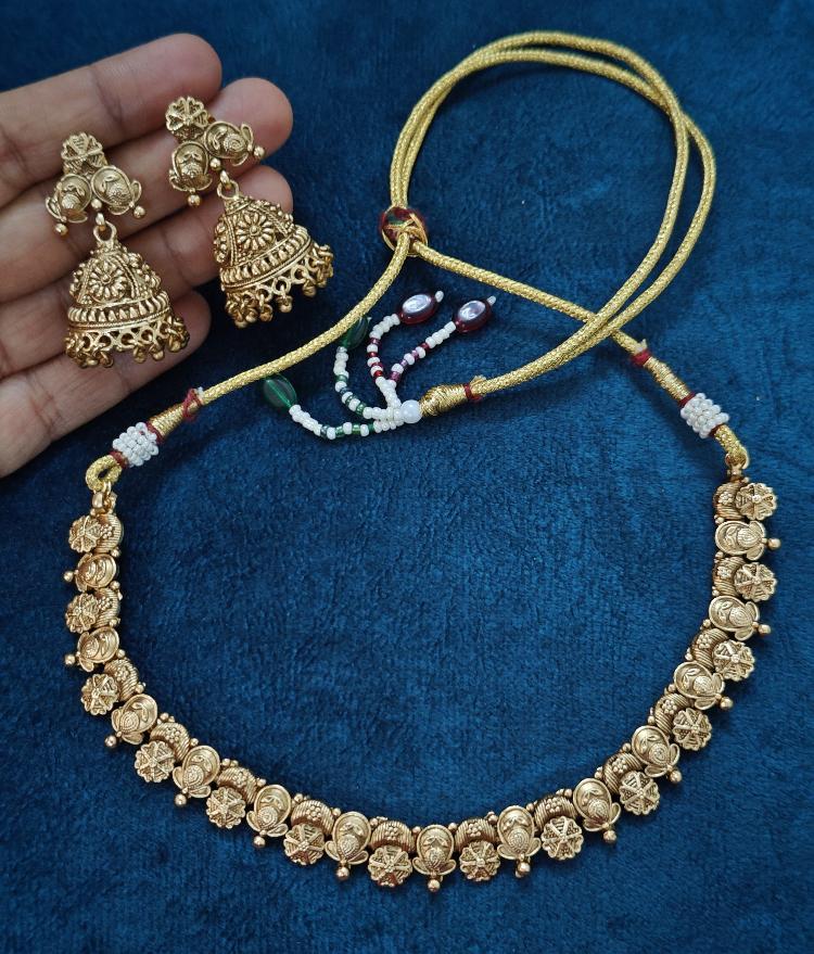 GOLDEN ANEEKA TEMPLE JEWELLERY SET