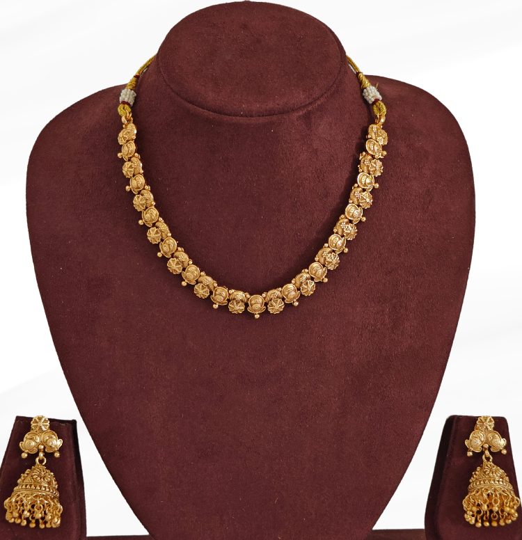 GOLDEN ANEEKA TEMPLE JEWELLERY SET