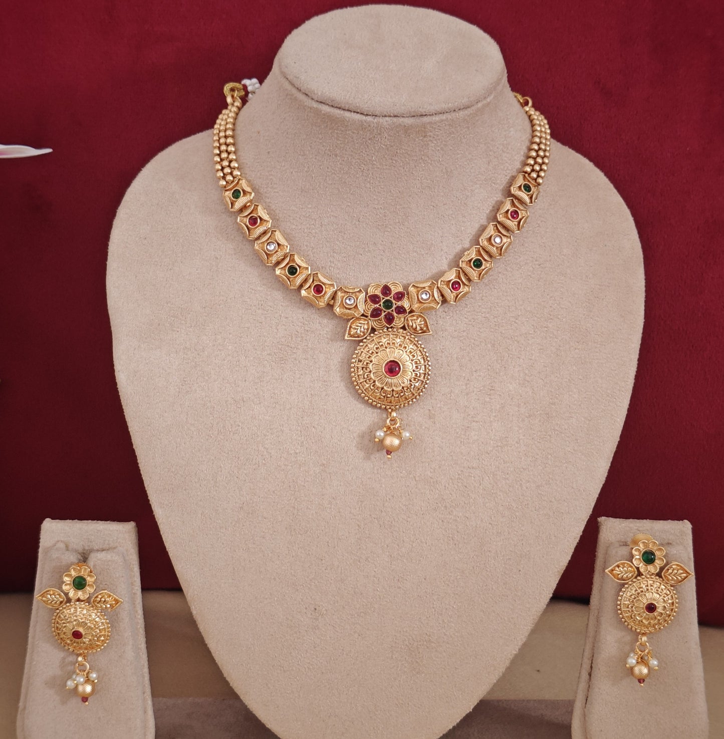 MULTICOLOR TAKSHVI RAJWADI JEWELLERY SET