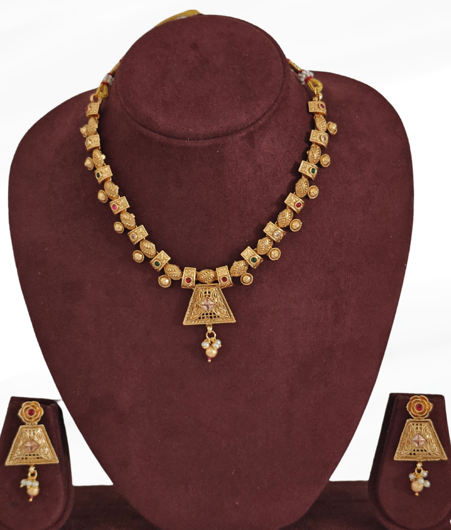 MULTICOLOR HRITVI JEWELLERY SET