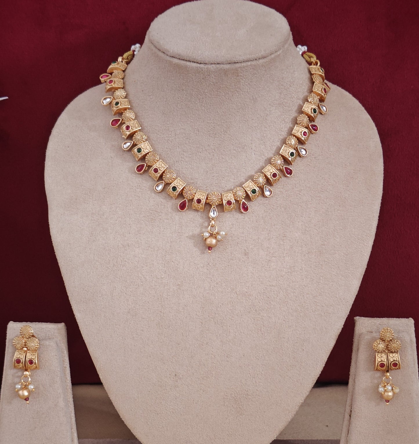 MULTICOLOR RITHANYAA RAJWADI JEWELLERY SET