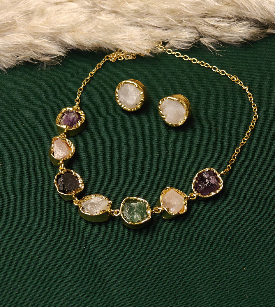 MULTICOLORED NIKITA JEWELLERY SET