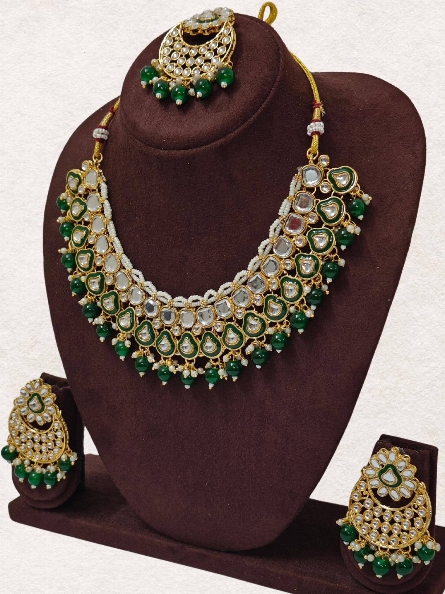 GREEN ARIKA JEWELLERY SET