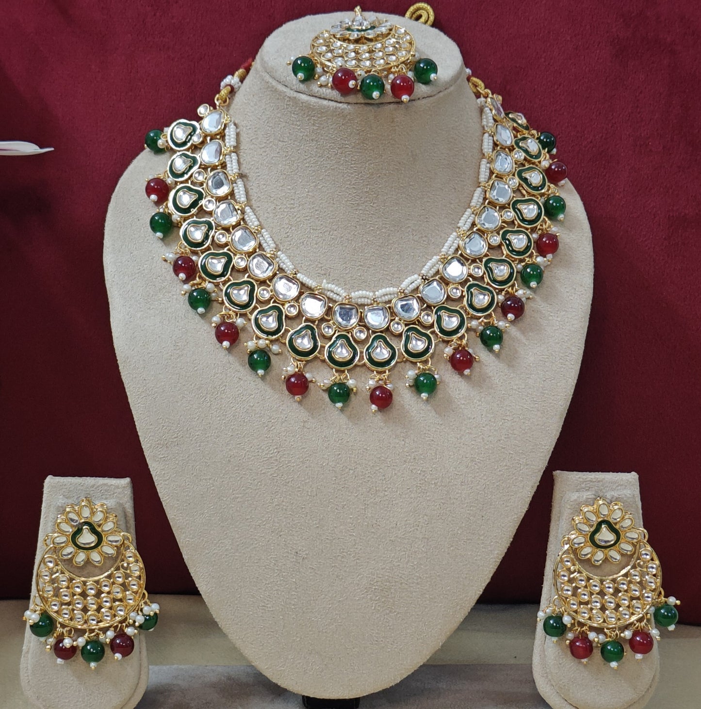 RUBY PINK AND GREEN ARIKA JEWELLERY SET