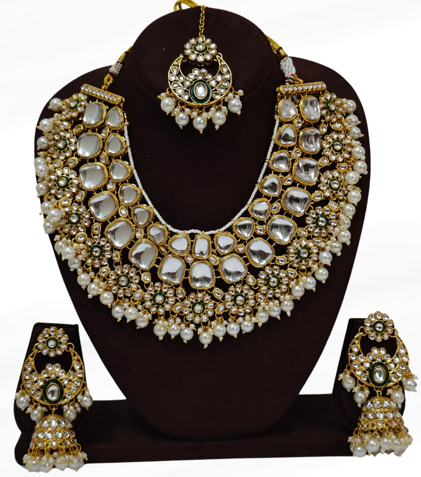 WHITE SHREENI JEWELLERY SET