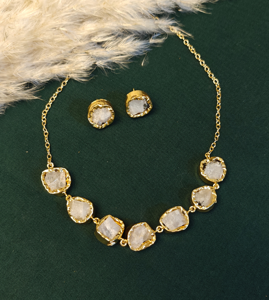 WHITE BANI JEWELLERY SET