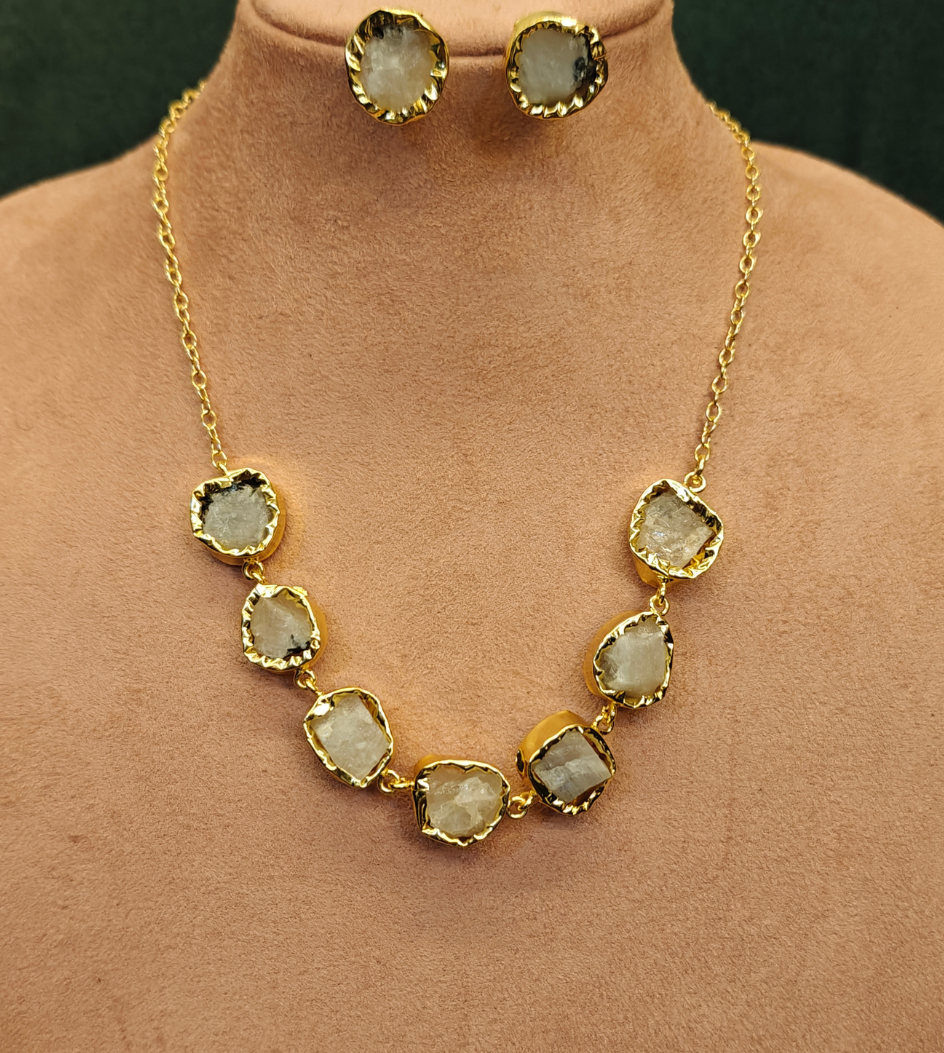 WHITE BANI JEWELLERY SET