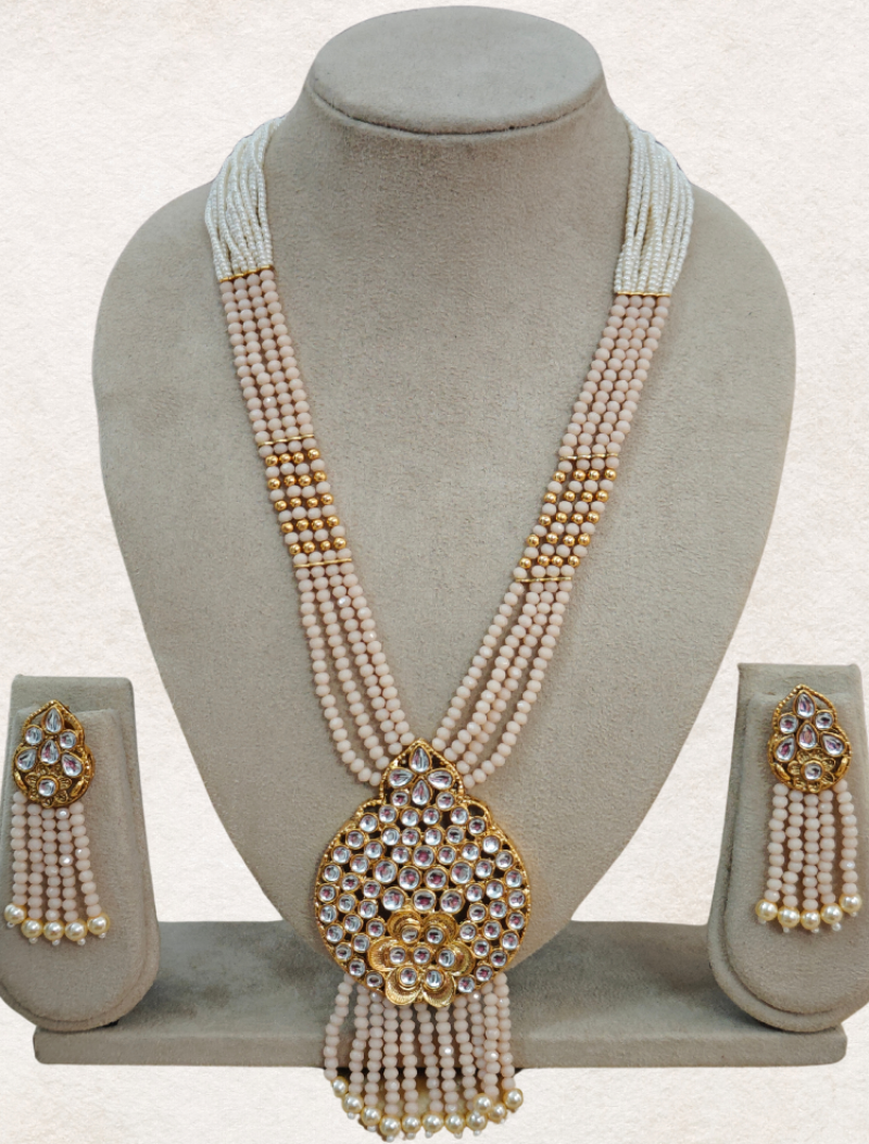 BEIGE EIRA PEARL MALA SET