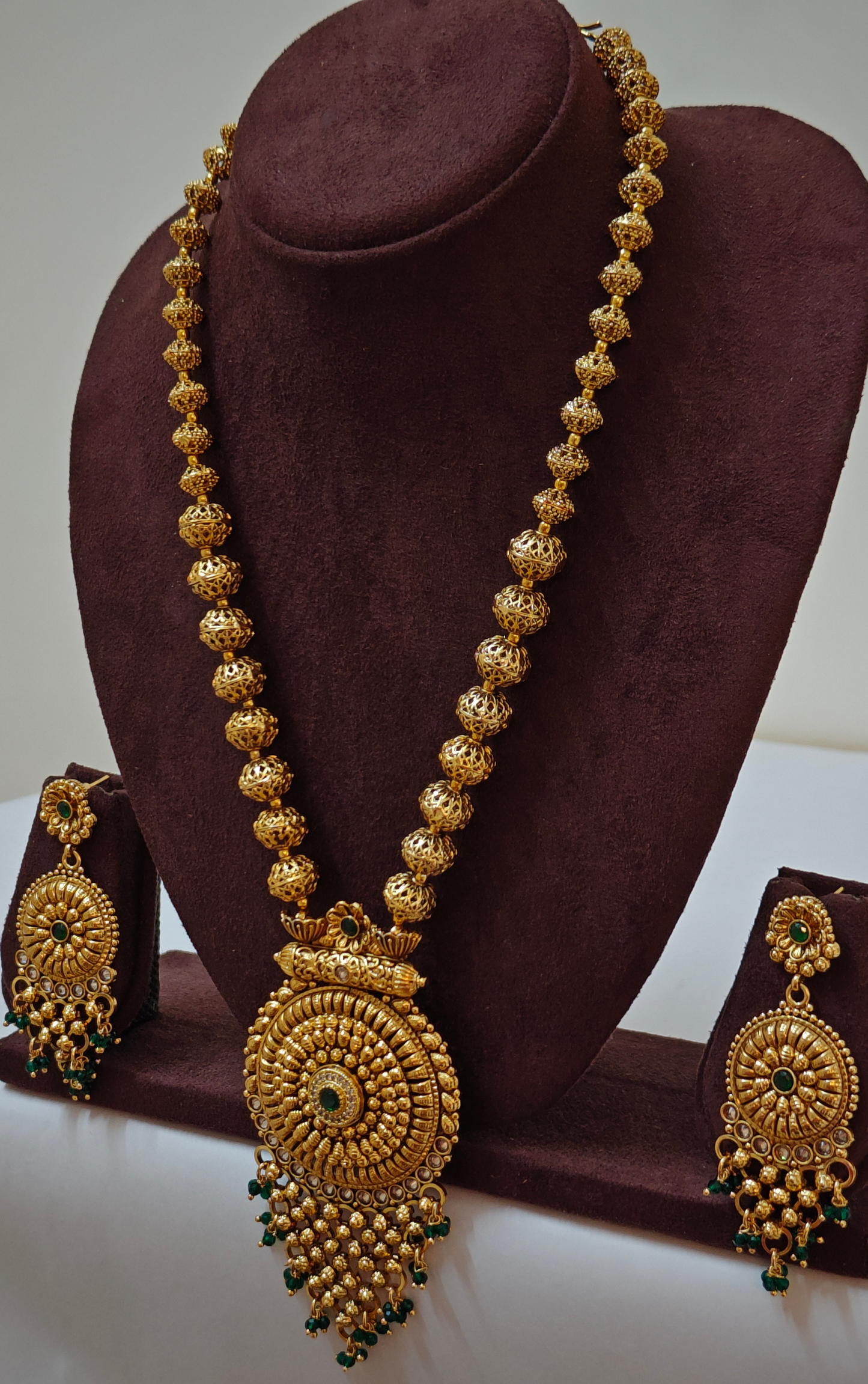 GREEN AASTHA JEWELLERY SET