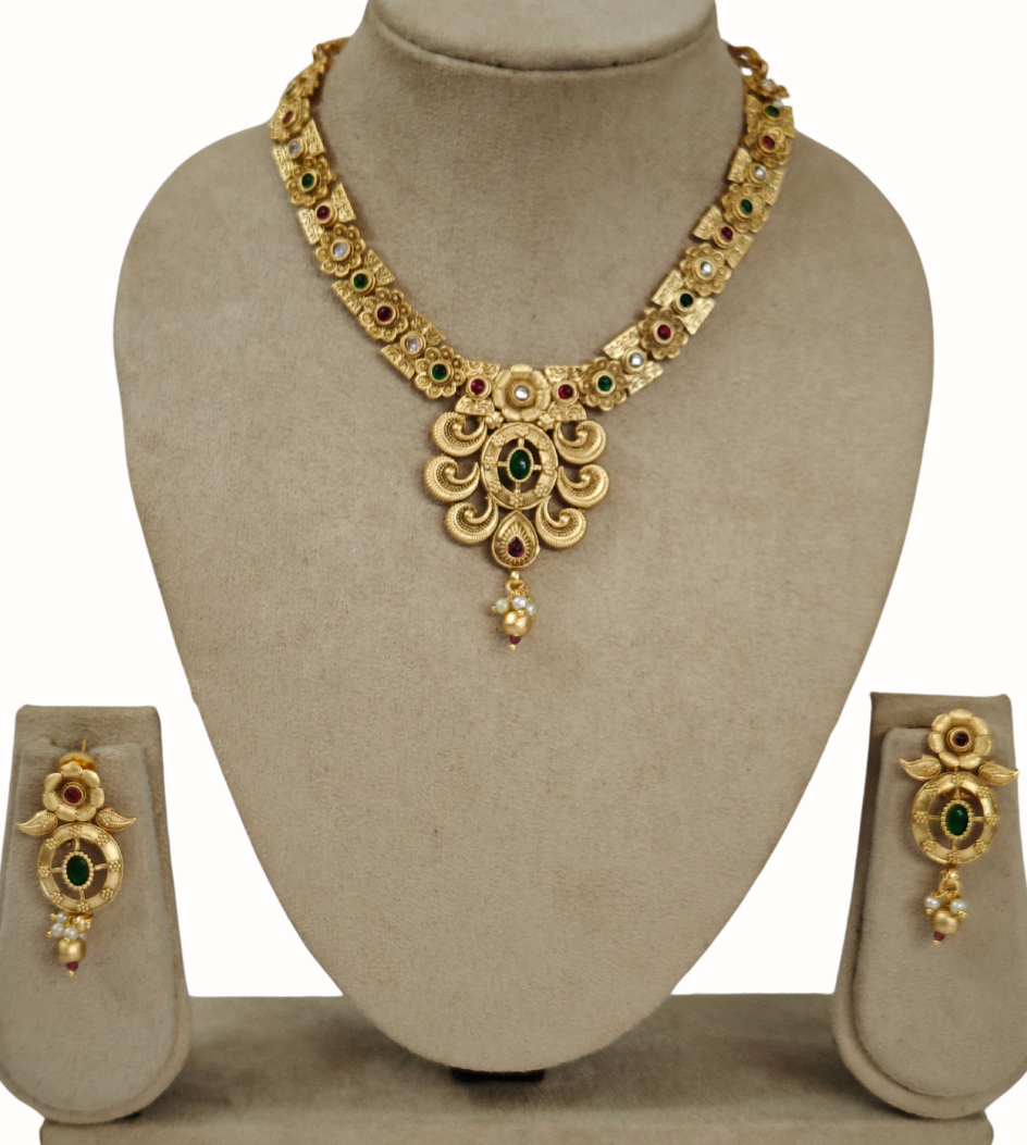 PINK AND GREEN AMAYA RAJWADI JEWELLERY SET