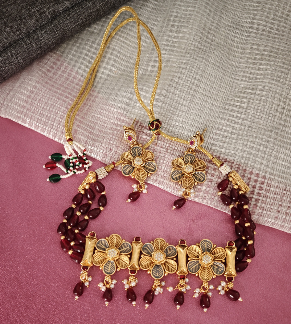 MAROON AASHRITA JEWELLERY SET