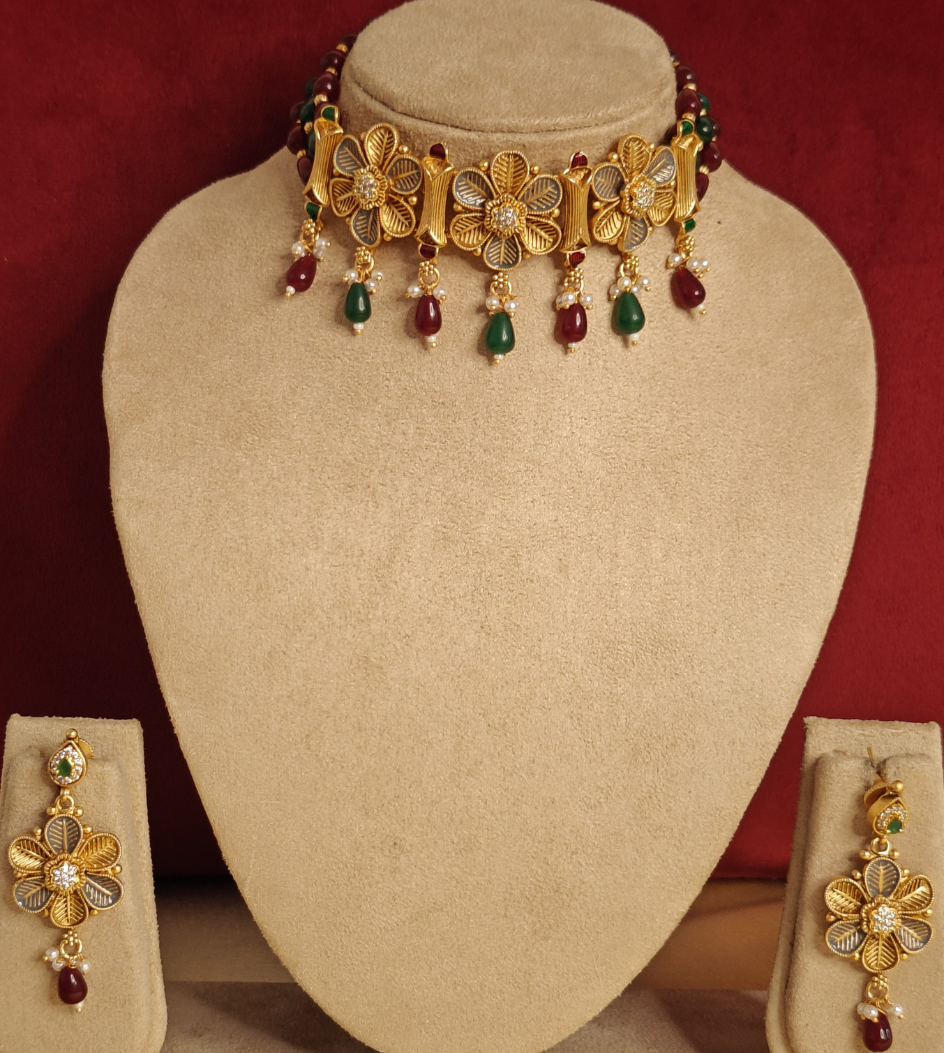 MAROON AND GREEN AASHRITA JEWELLERY SET