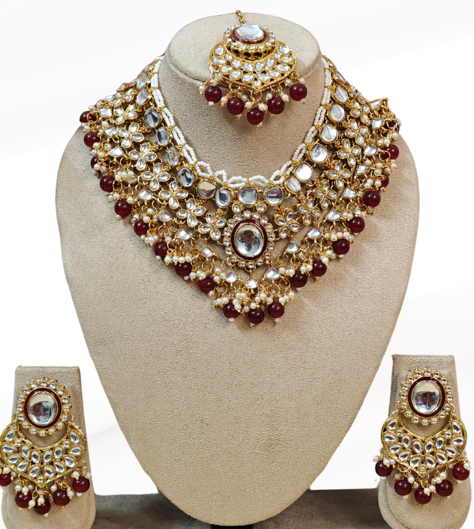 MAROON NIYATI JEWELLERY SET