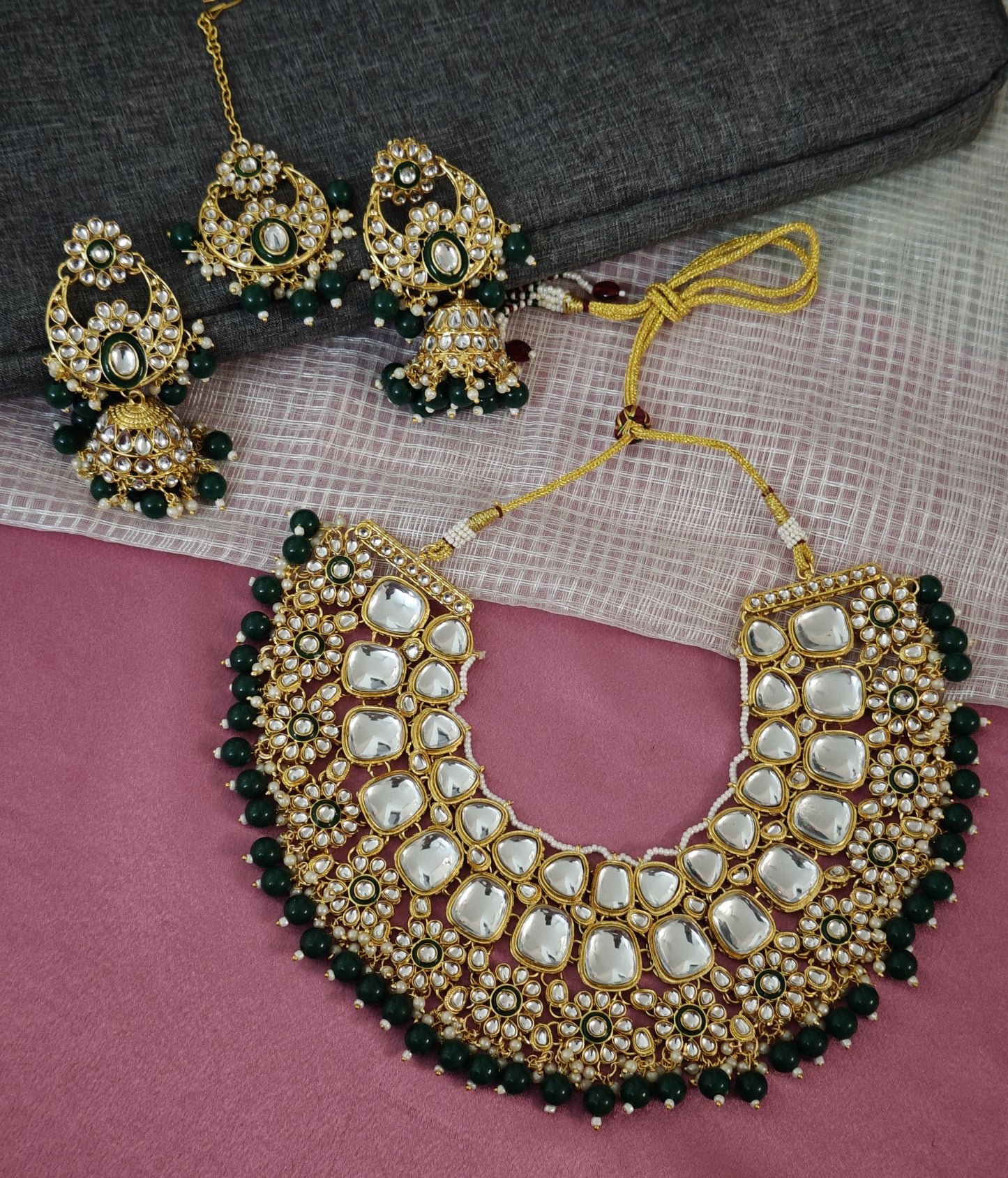 GREEN SHREENI JEWELLERY SET