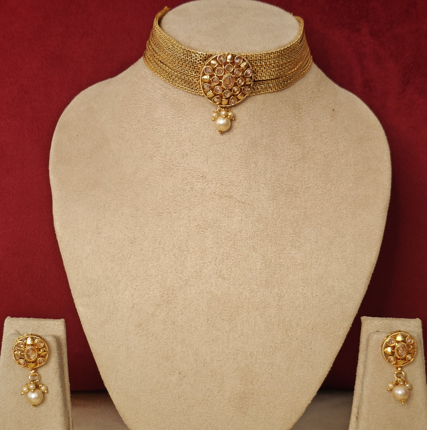 GOLDEN DRISANA JEWELLERY SET