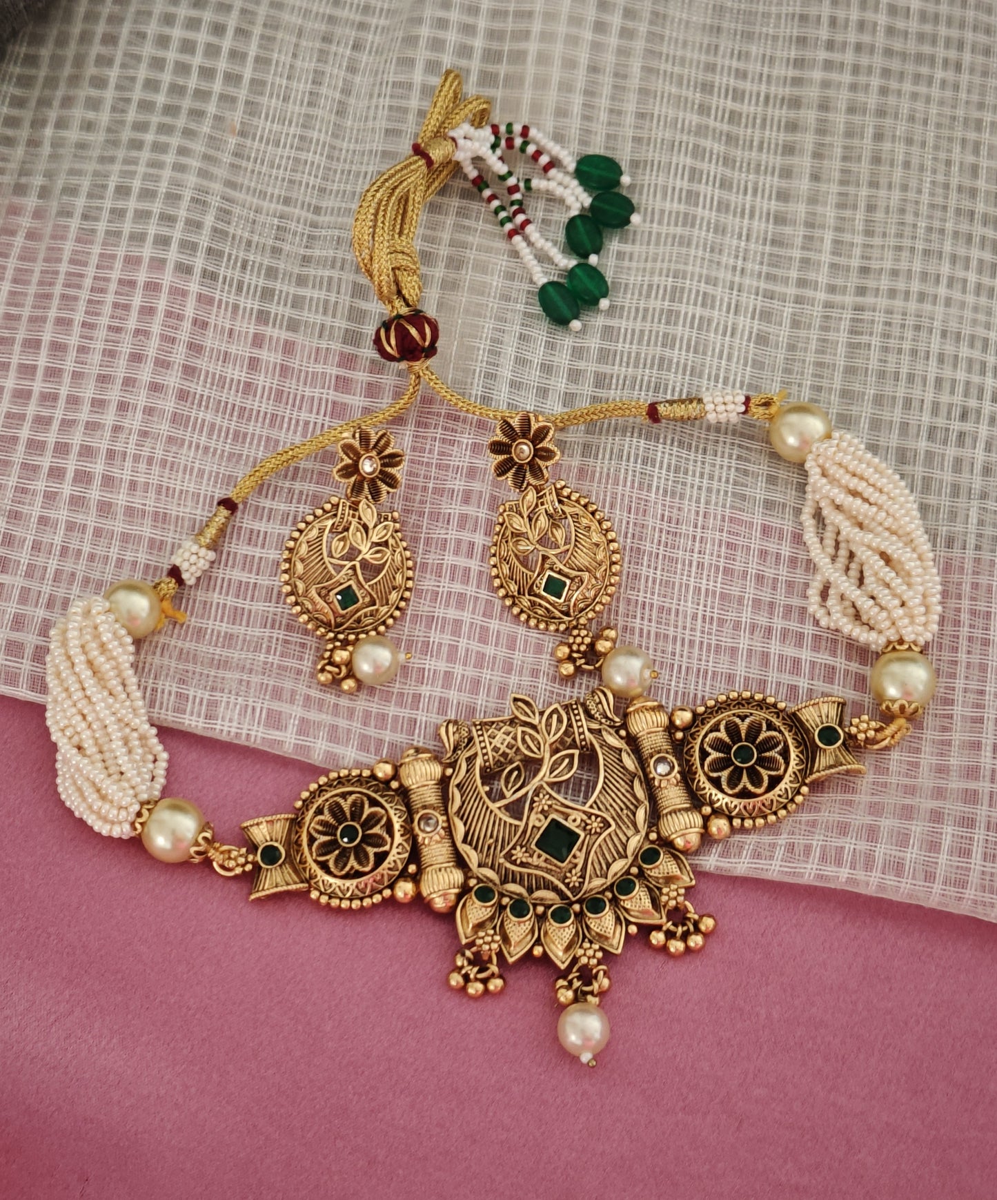 GREEN RISHIKA JEWELLERY SET