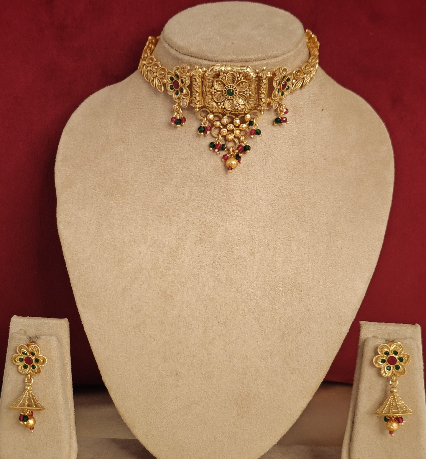 GREEN AND PINK NIHARIKA JEWELLERY SET