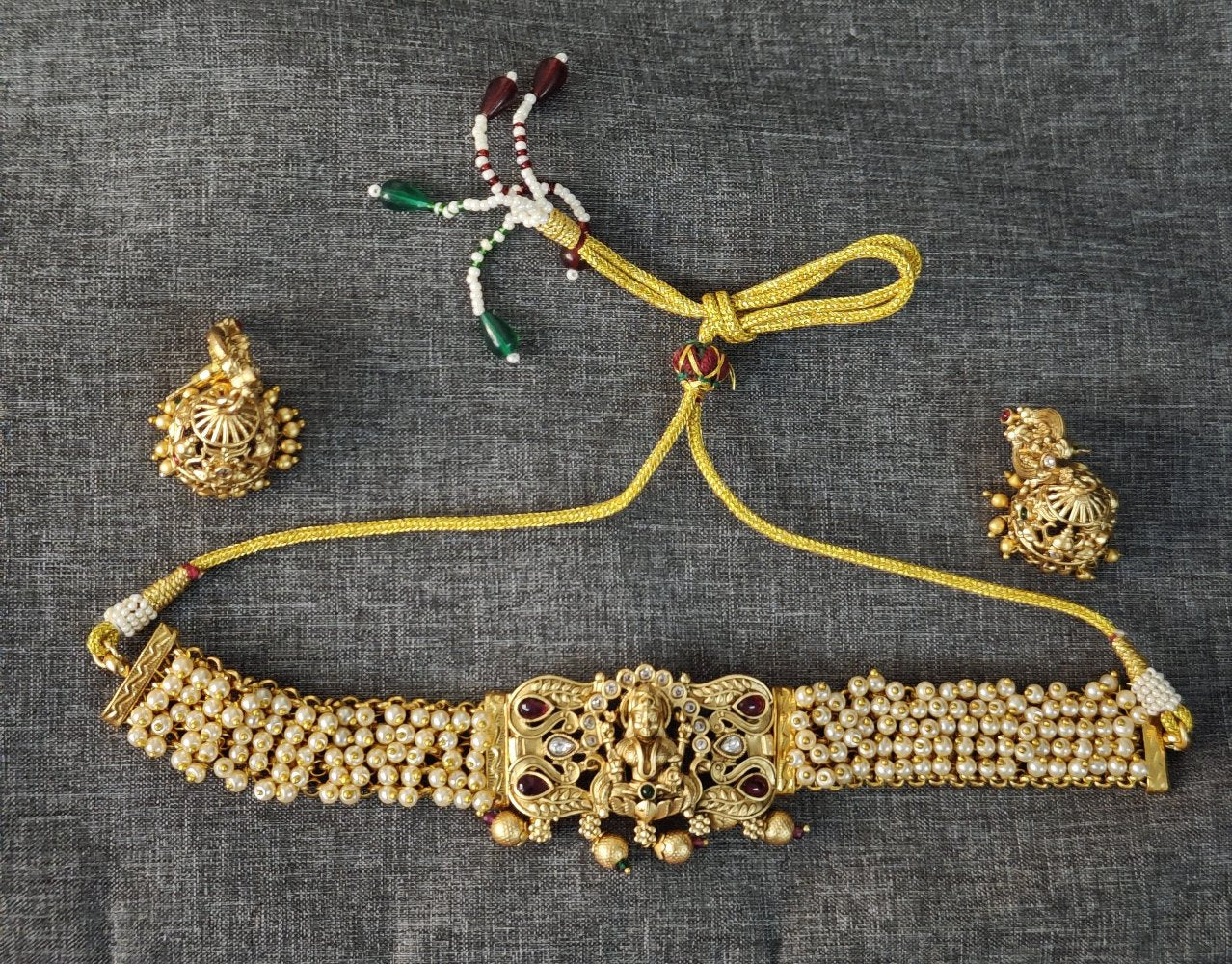 WHITE DARSHIKAA TEMPLE JEWELLERY SET