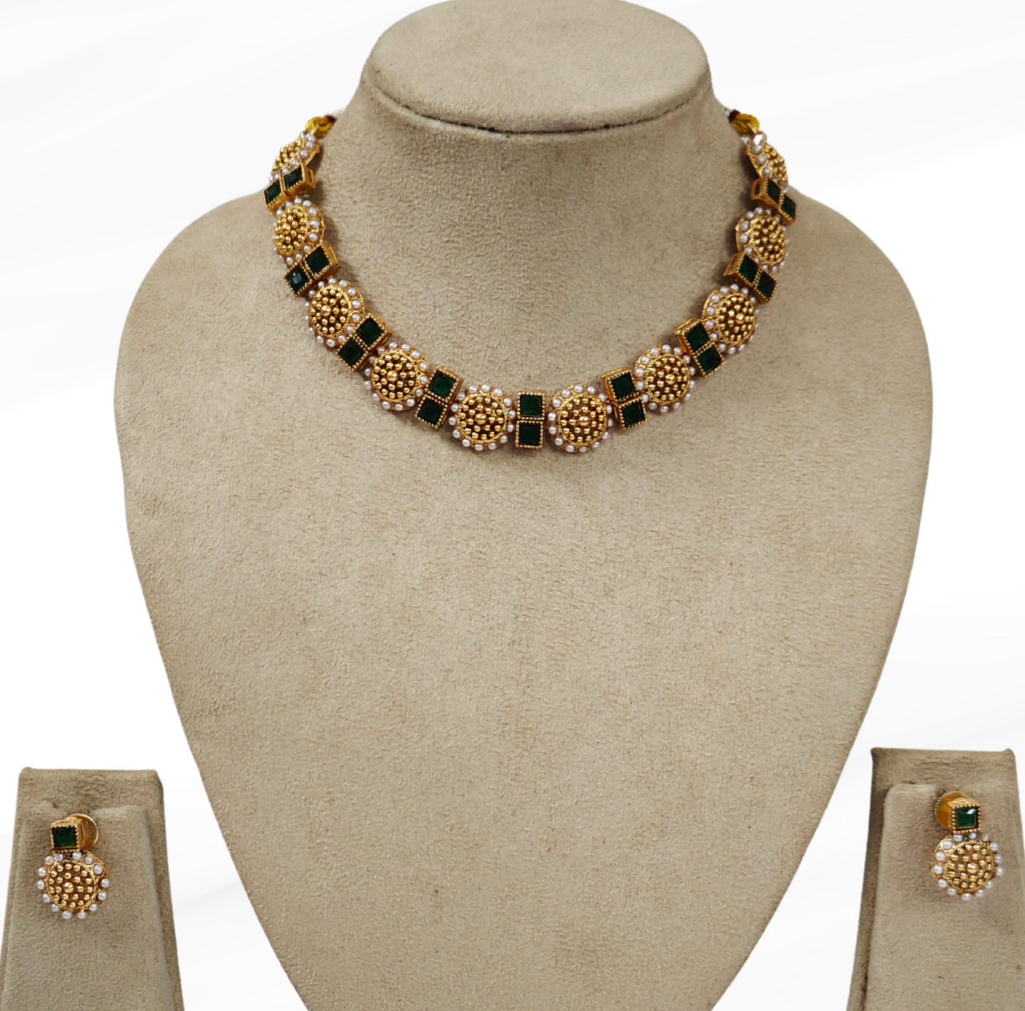 GREEN KHYATEE JEWELLERY SET