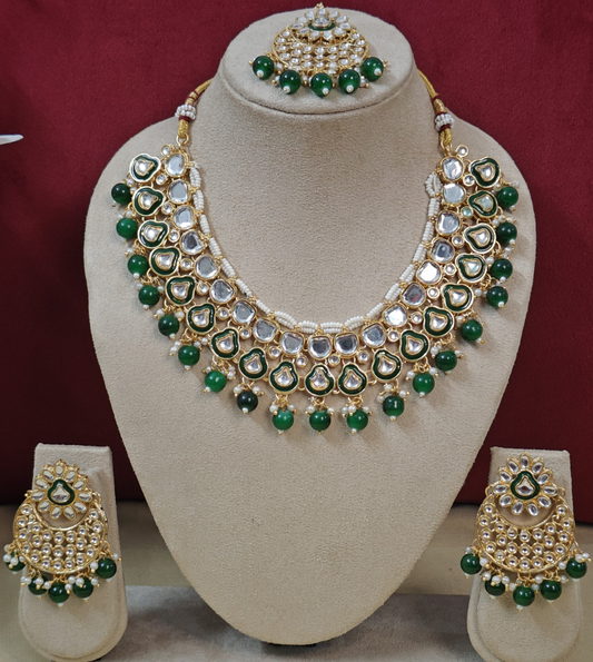 GREEN ARIKA JEWELLERY SET