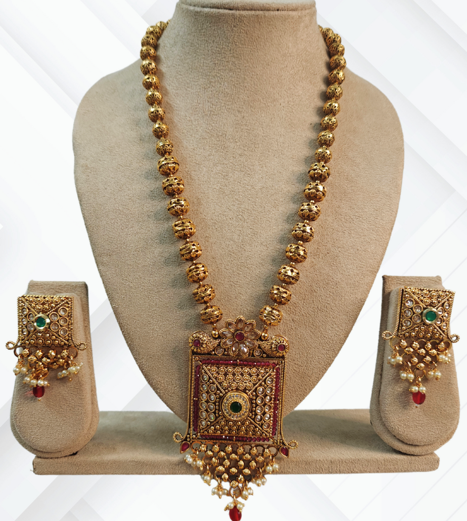 PINK AND GREEN SAANVIKA JEWELLERY SET