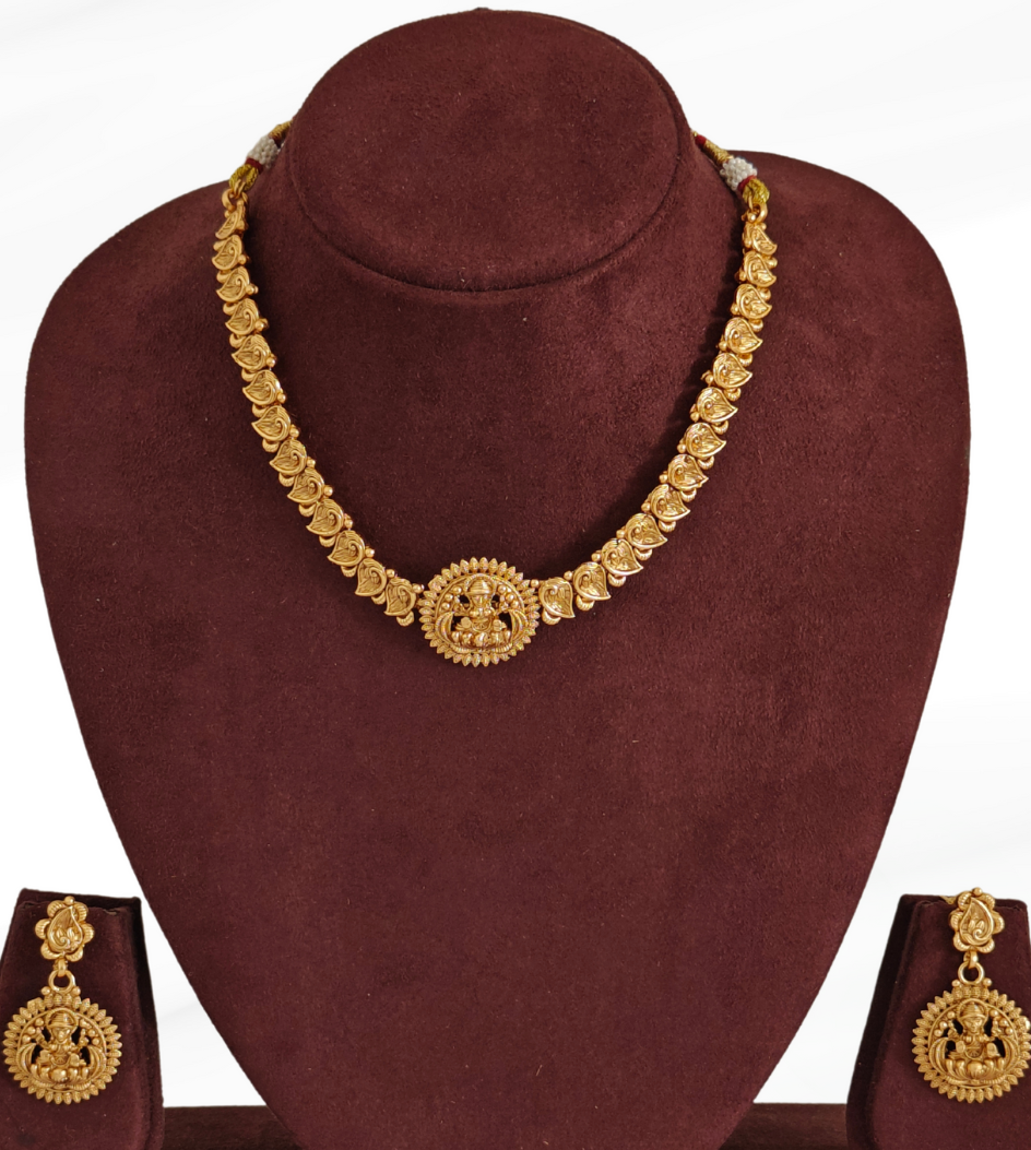 GOLDEN MAHIRA TEMPLE JEWELLERY SET