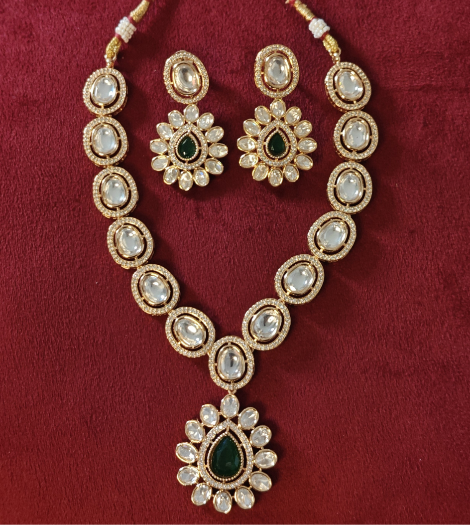 GREEN CHANDANA JEWELLERY SET