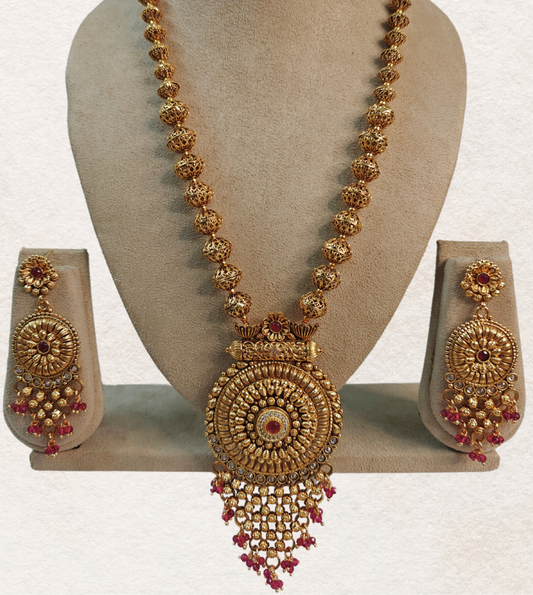 RED AASTHA JEWELLERY SET