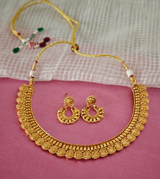 GOLDEN SAISHA TEMPLE JEWELLERY SET