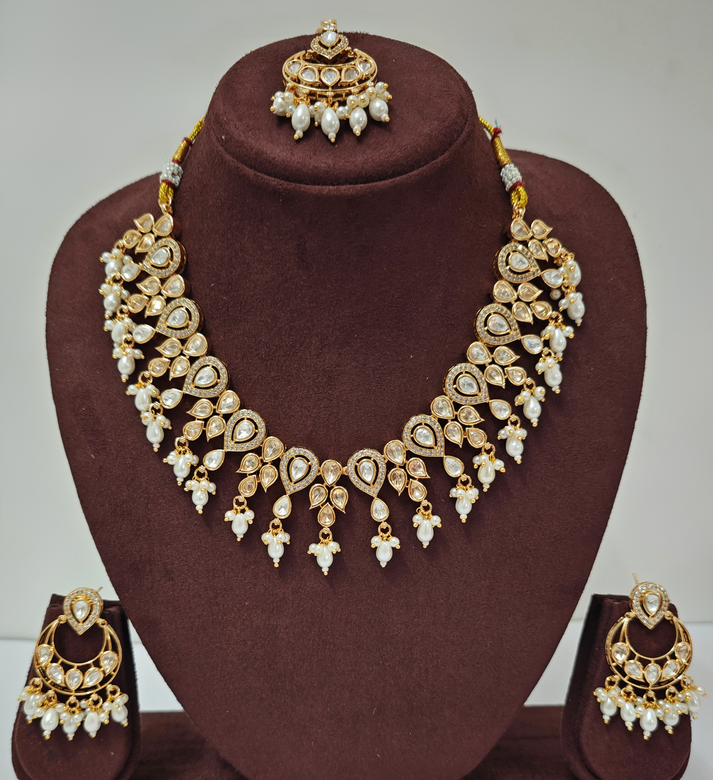 WHITE CHAITALI JEWELLERY SET