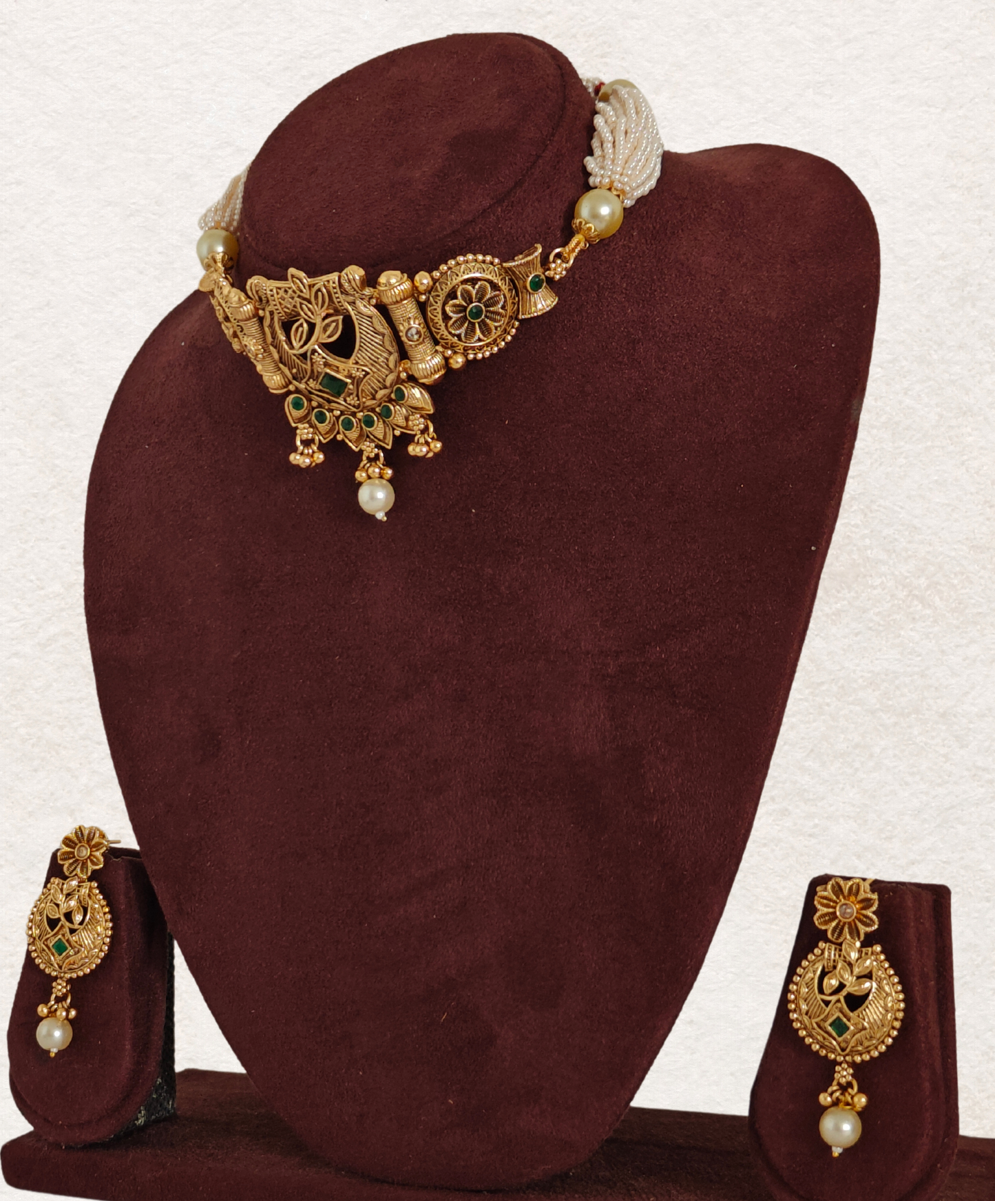 GREEN RISHIKA JEWELLERY SET