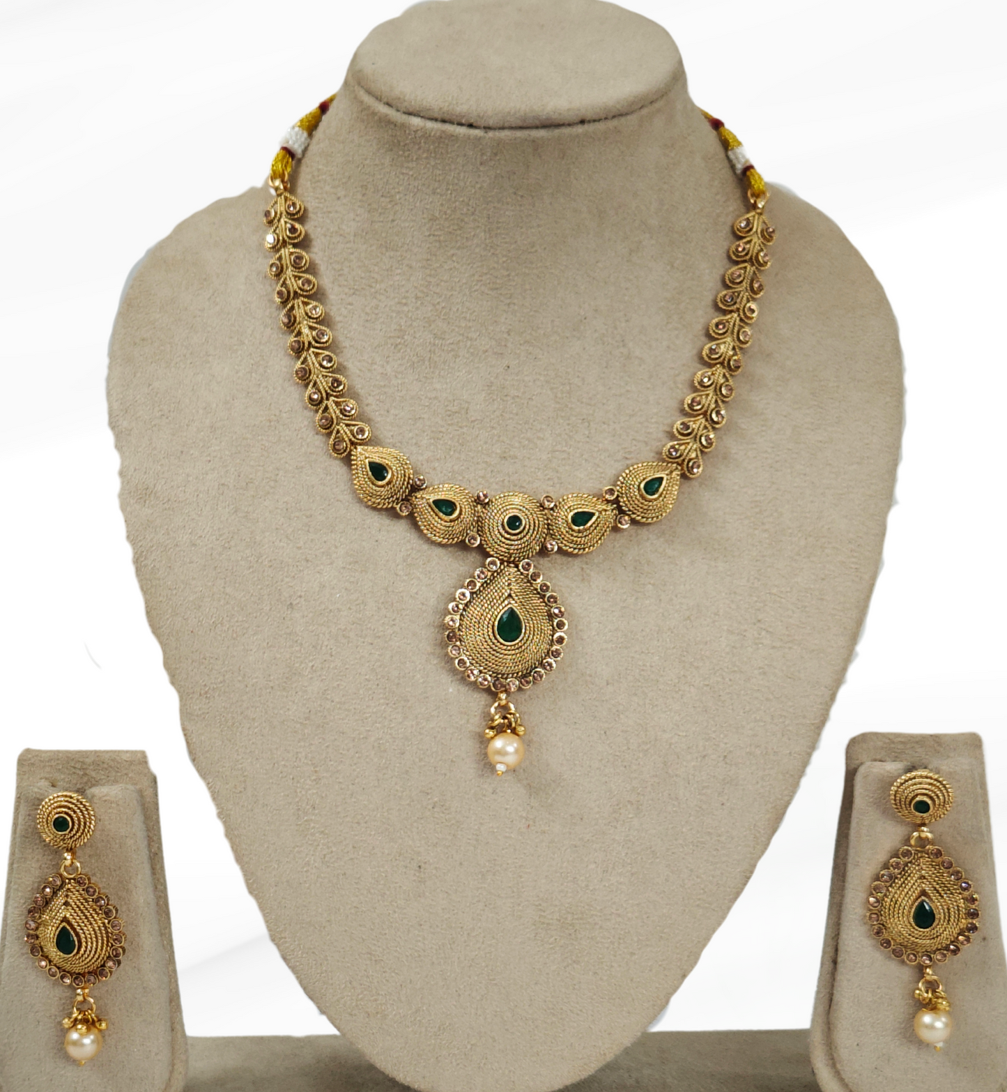 GREEN TOSHNA JEWELLERY SET