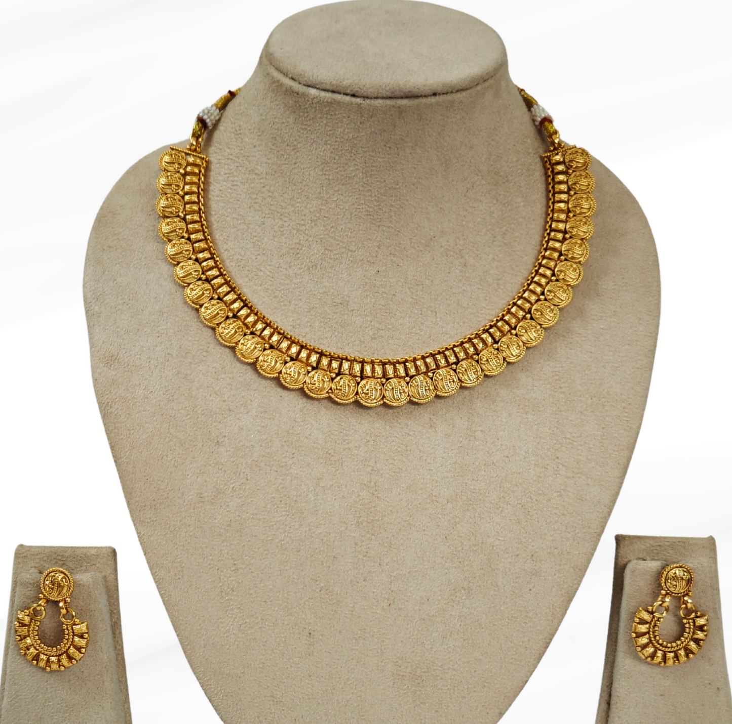 GOLDEN SAISHA TEMPLE JEWELLERY SET